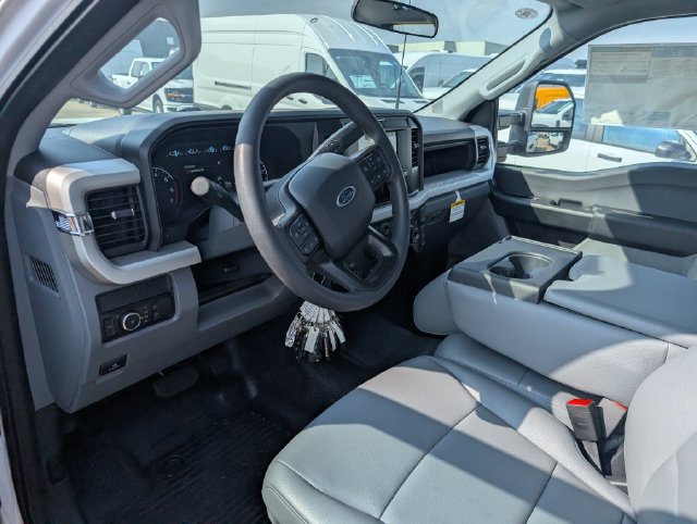 New 2026 Ford F250 XL w/ XL Chrome Package AWD/4WD image 19