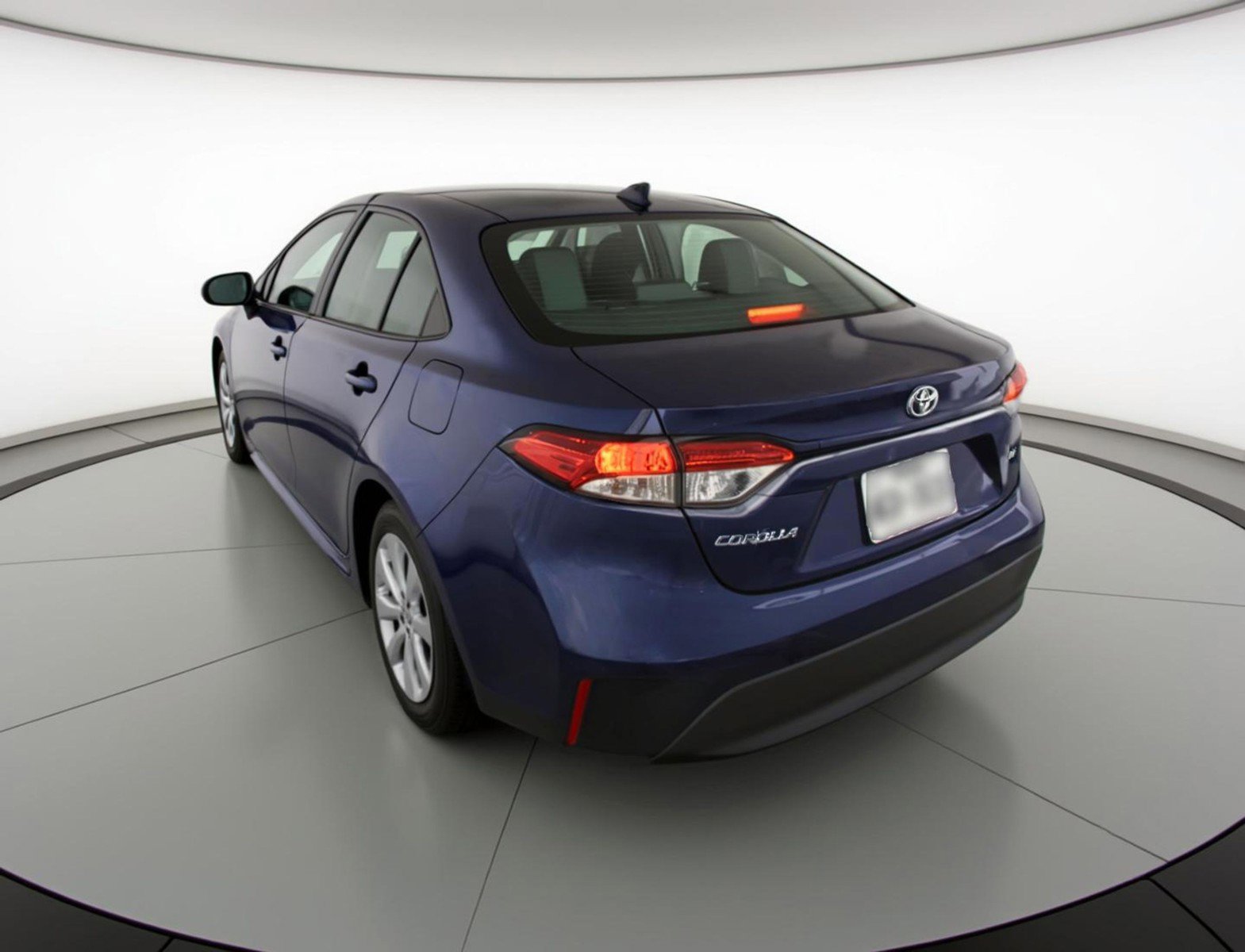 Used 2025 Toyota Corolla LE FWD image 6