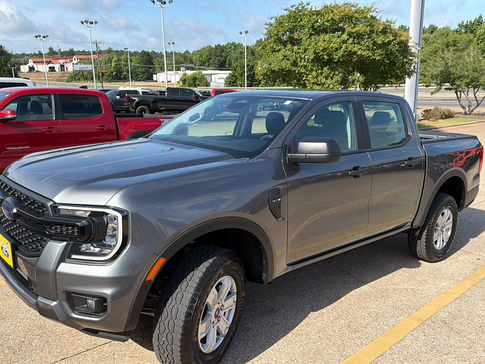Used 2024 Ford Ranger XL w/ Trailer Tow Package RWD image 4