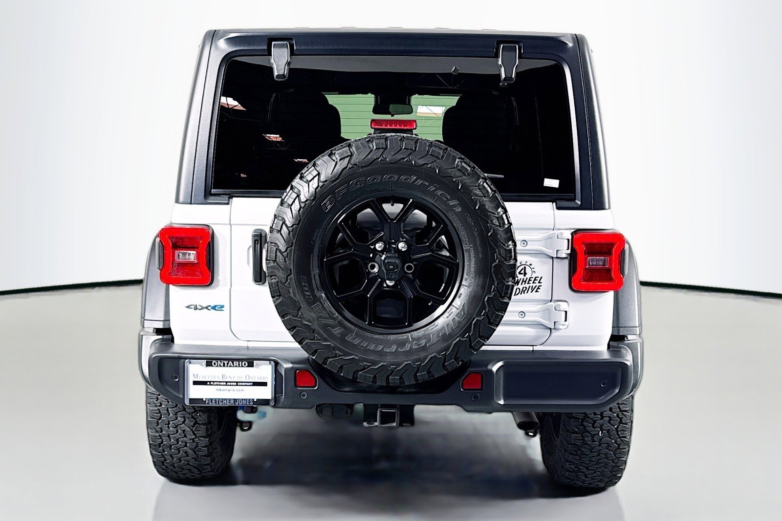 Used 2024 Jeep Wrangler Unlimited AWD/4WD image 4