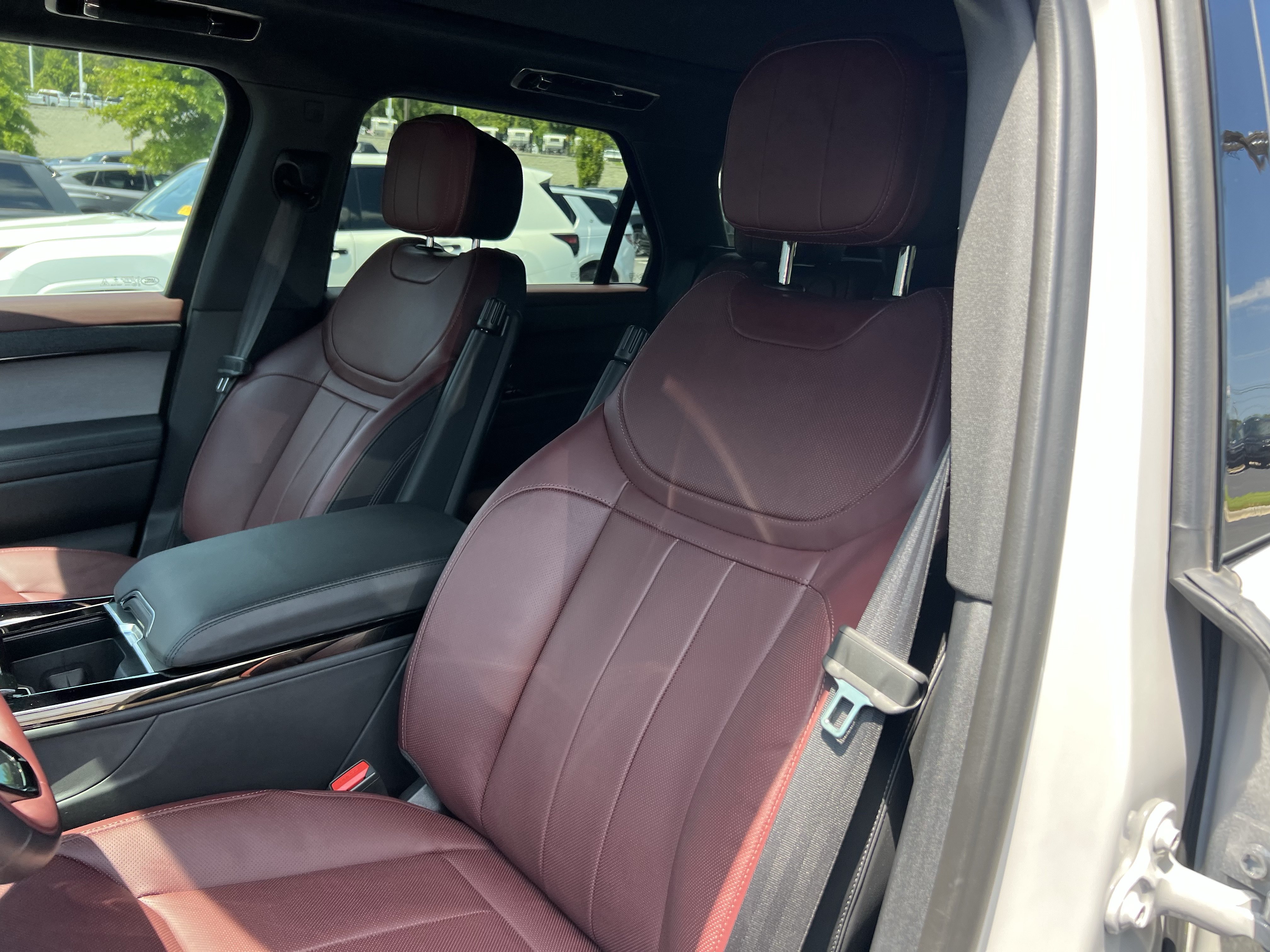 Certified 2025 Land Rover Range Rover Sport Dynamic SE AWD/4WD image 17