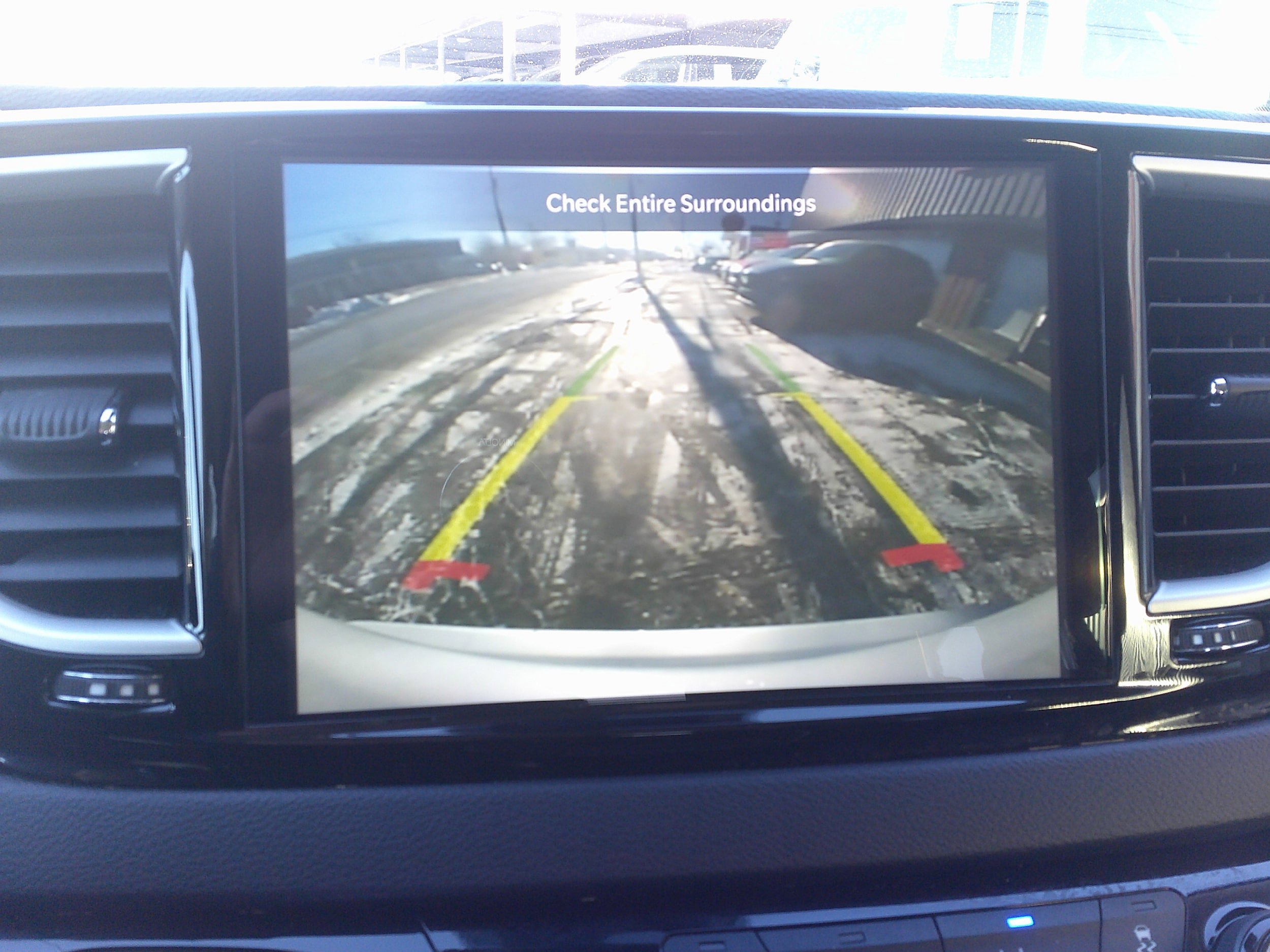 Used 2024 Chrysler Pacifica Touring-L image 25