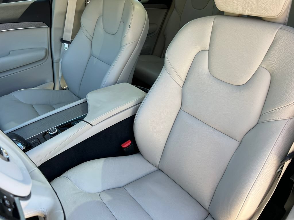 Used 2024 Volvo XC90 T8 Plus w/ Protection Package AWD/4WD image 15