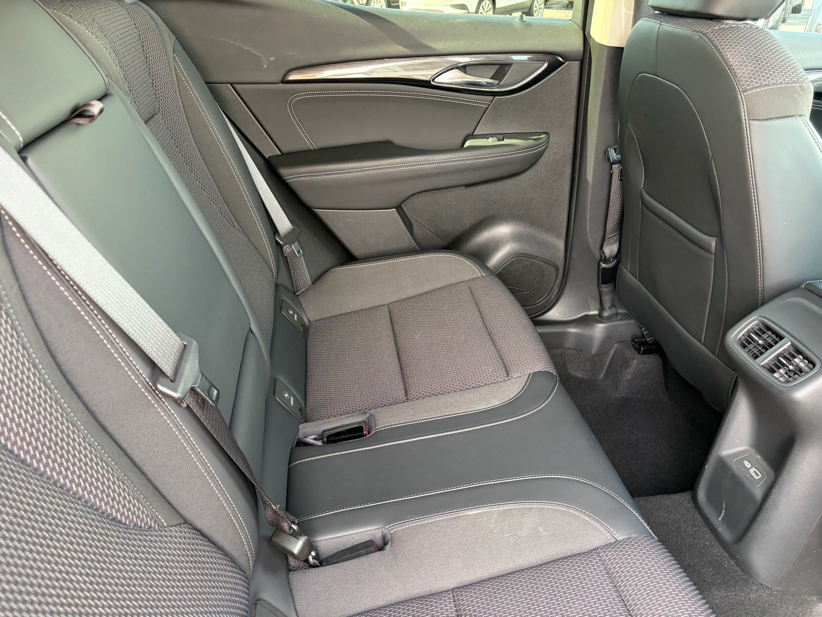 Used 2023 Buick Envision Preferred FWD image 12