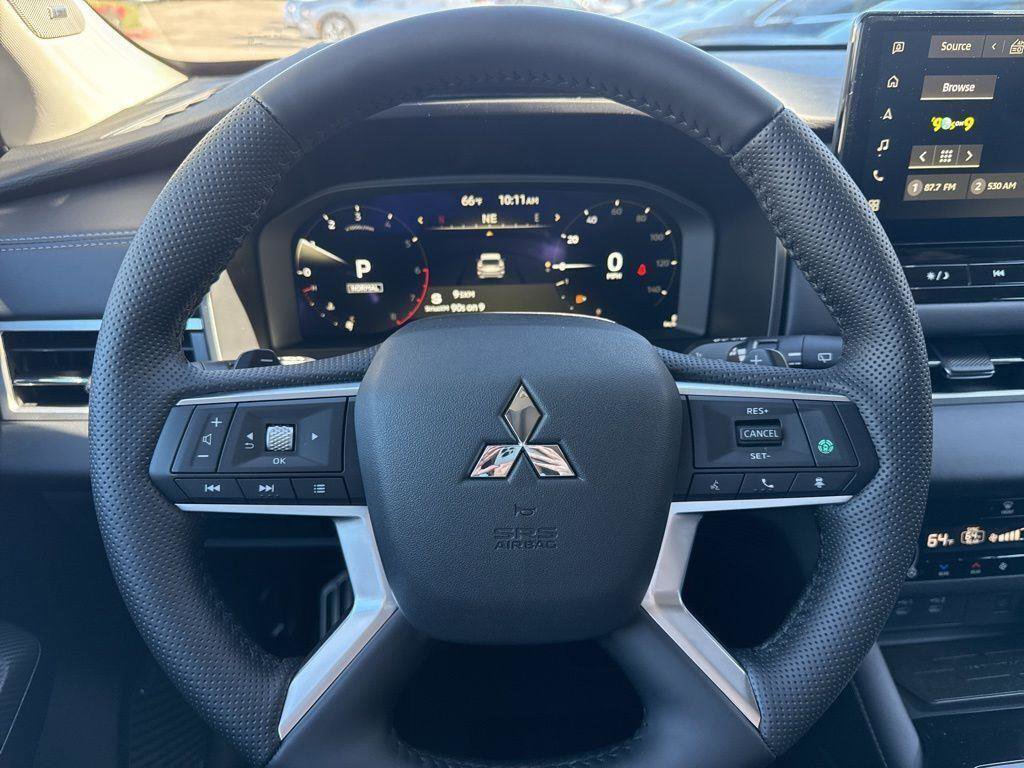 New 2026 Mitsubishi Outlander SEL FWD image 14