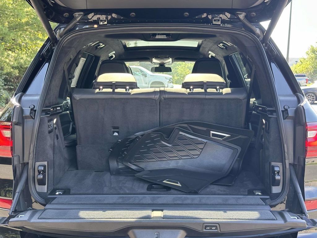 Used 2019 BMW X7 xDrive50i w/ M Sport Package AWD/4WD image 25