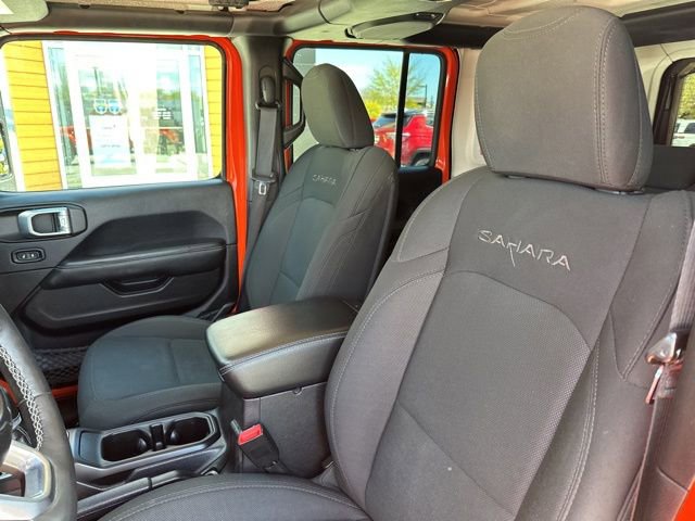 Used 2019 Jeep Wrangler Unlimited Sahara w/ Cold Weather Group AWD/4WD image 23