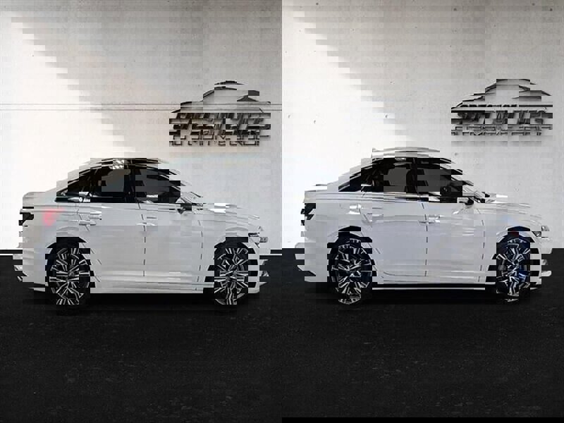 Used 2019 Audi A6 2.0T Premium w/ Convenience Package image 11