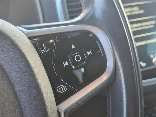Used 2019 Volvo XC90 T6 Momentum w/ Advanced Package AWD/4WD image 11