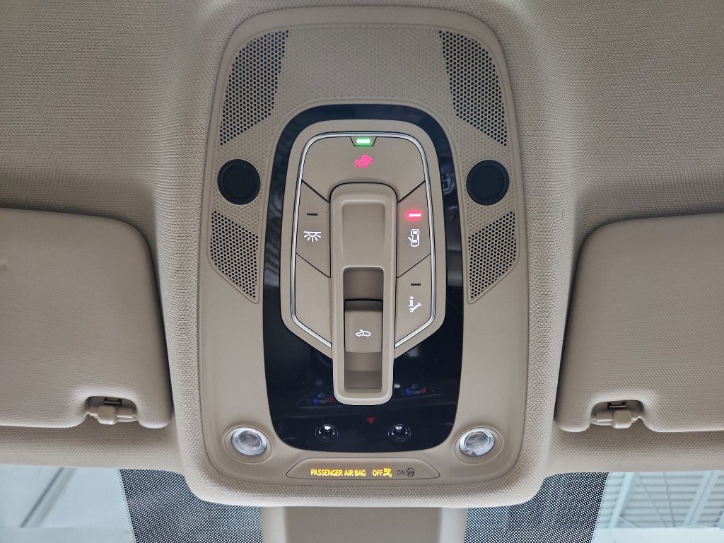 Used 2023 Audi A4 2.0T Premium w/ Convenience Package image 30