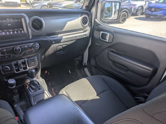 Used 2023 Jeep Wrangler Unlimited Sport AWD/4WD image 16