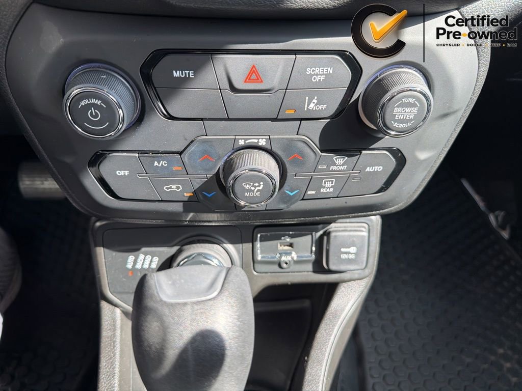 Used 2021 Jeep Renegade Latitude w/ Convenience Group AWD/4WD image 64