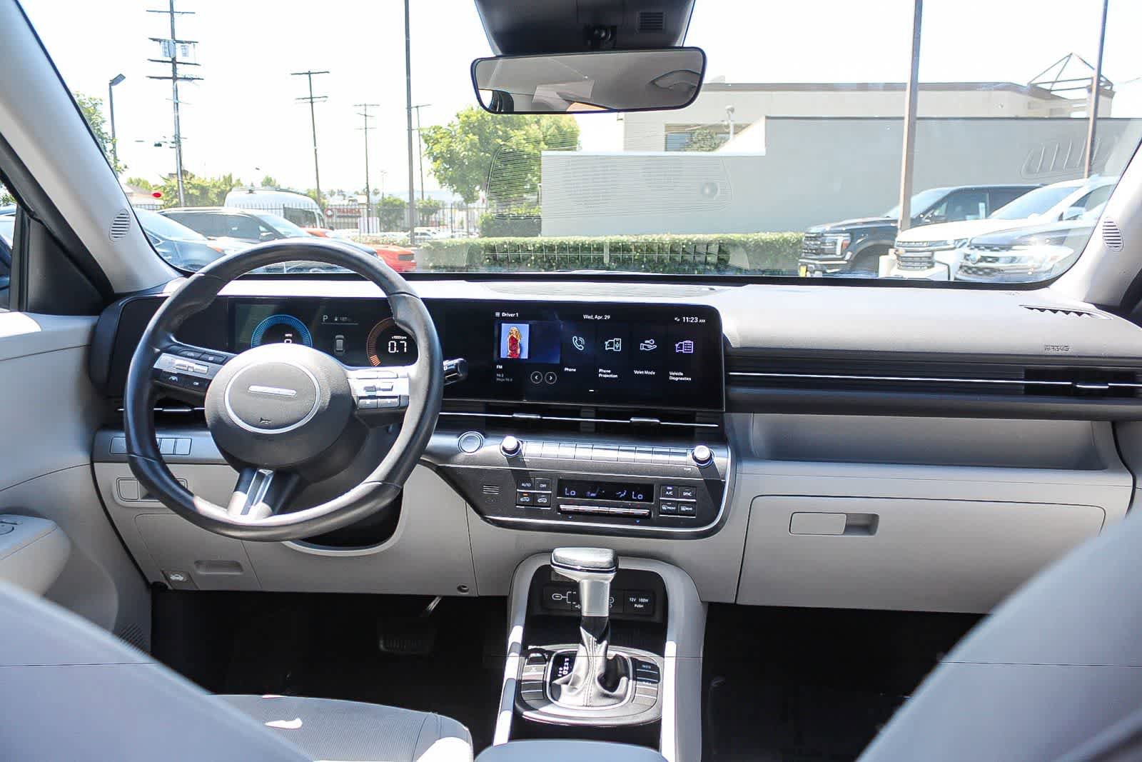 Certified 2024 Hyundai Kona SEL AWD/4WD image 16