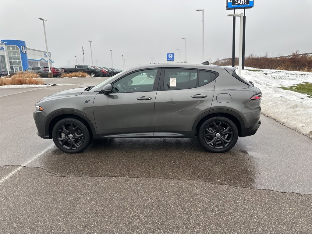 Used 2024 Dodge Hornet R/T w/ R/T Blacktop Package image 10