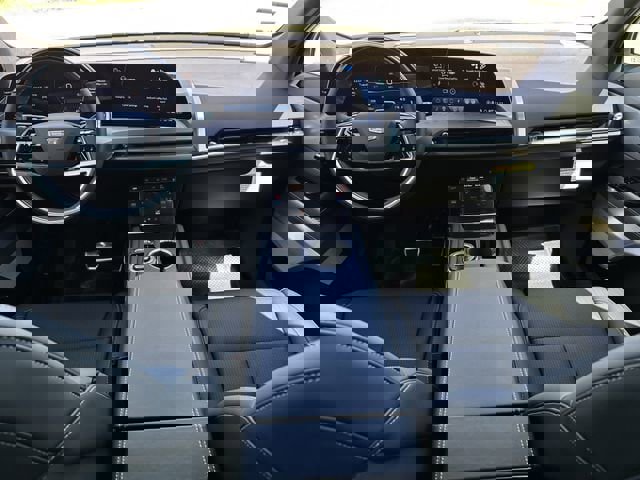 New 2026 Cadillac Vistiq Luxury image 10