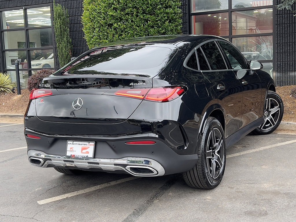 Used 2025 Mercedes-Benz GLC 300 4MATIC w/ AMG Line image 12