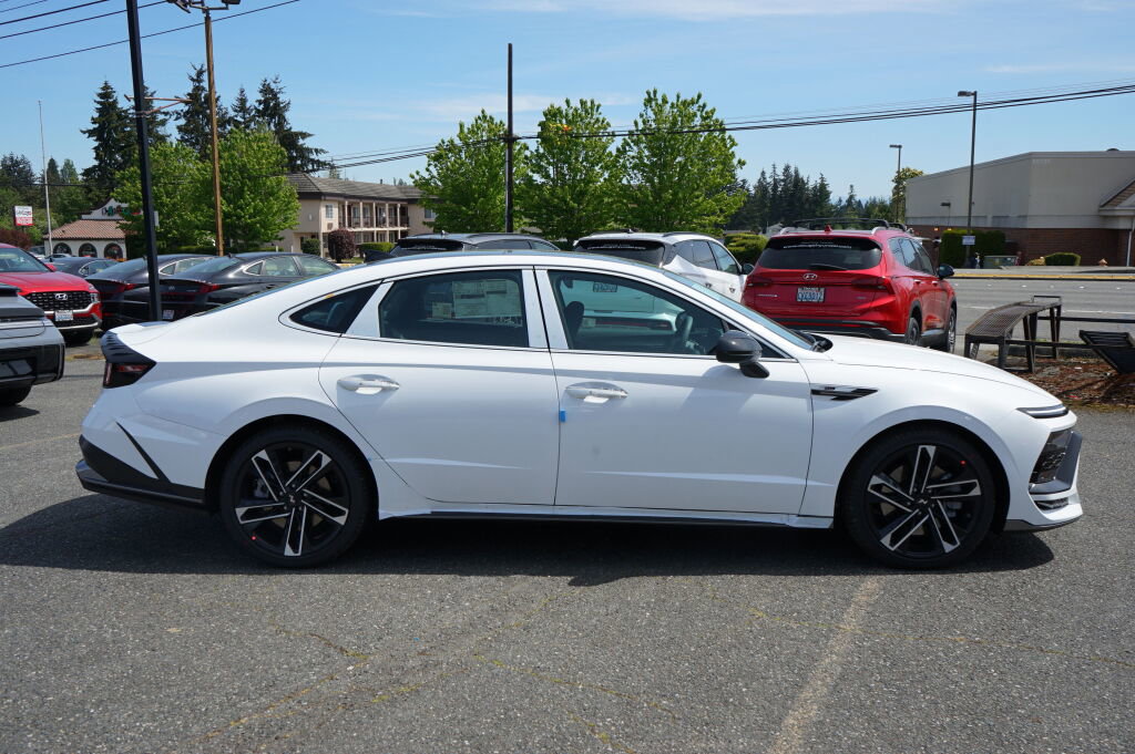 New 2025 Hyundai Sonata N Line image 4