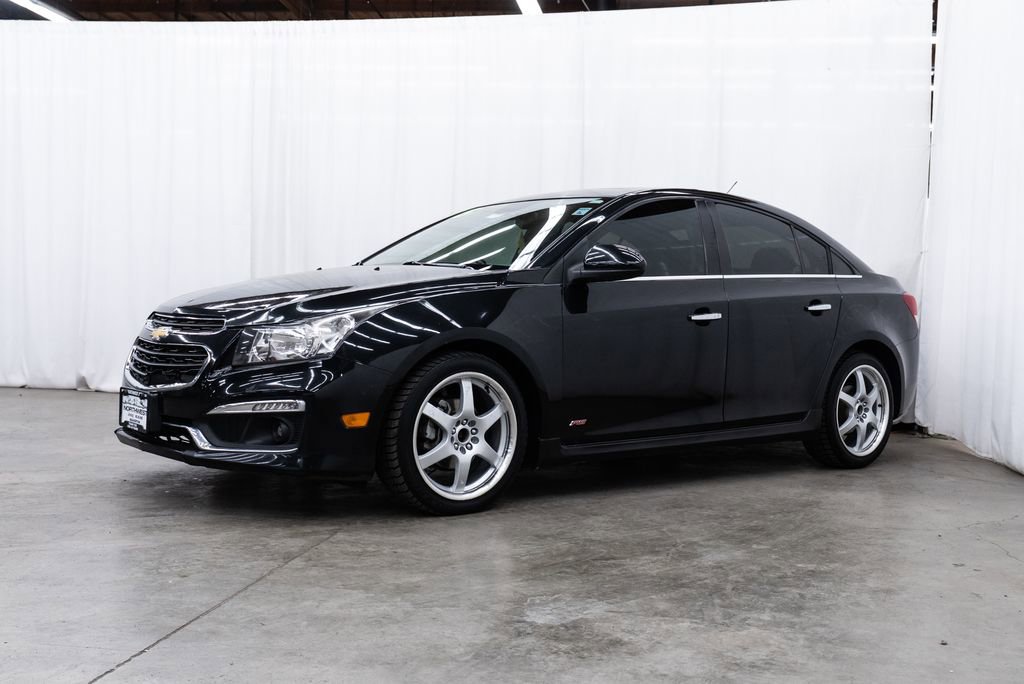 Used 2015 Chevrolet Cruze LTZ w/ Sun, Sound and Sport Package image 3