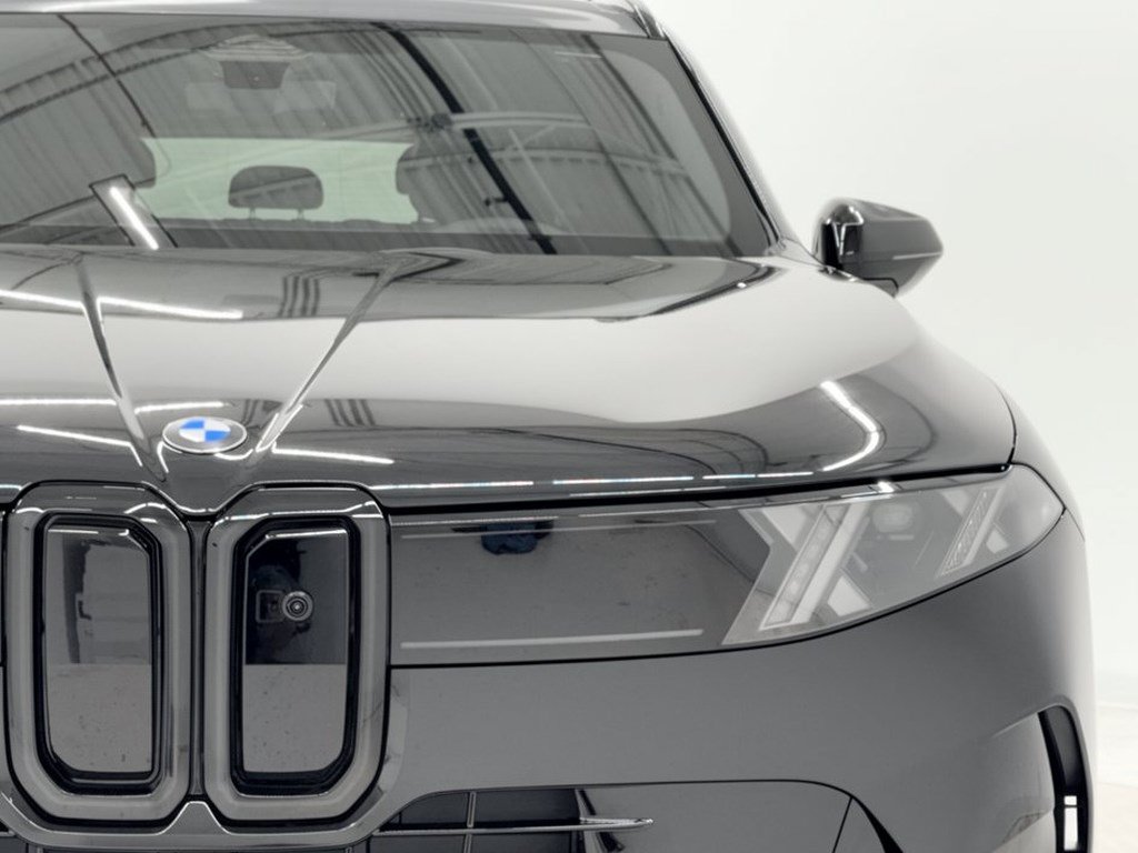 New 2027 BMW X5 xDrive40i w/ M Sport Professional Package AWD/4WD image 12