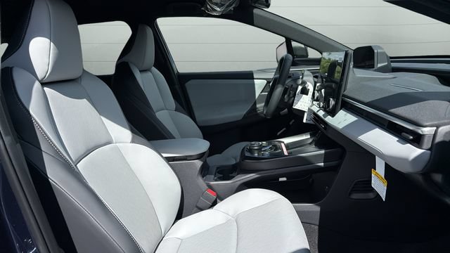 New 2026 Subaru Solterra AWD/4WD image 24