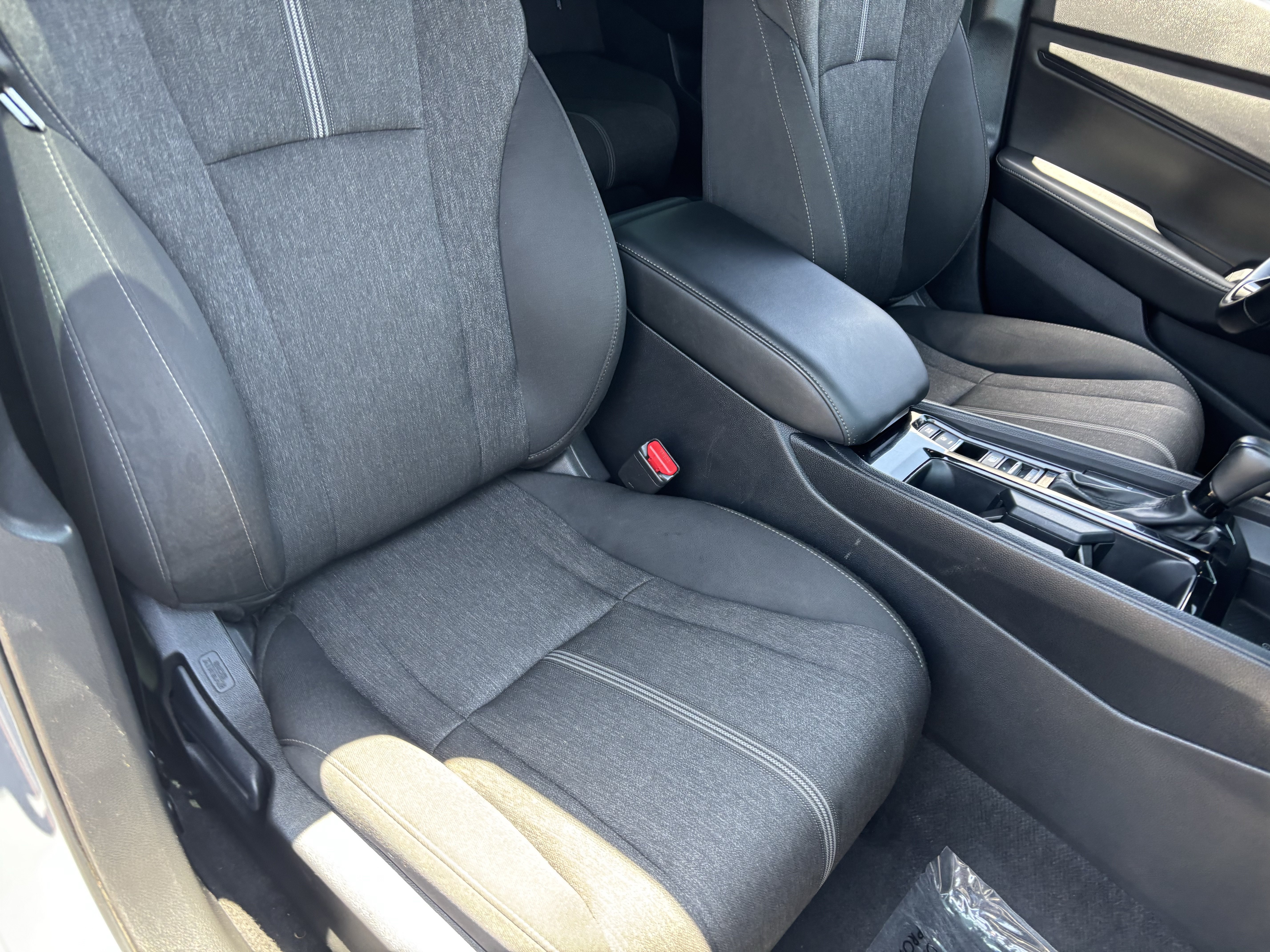 Used 2025 Honda Accord Sport image 9