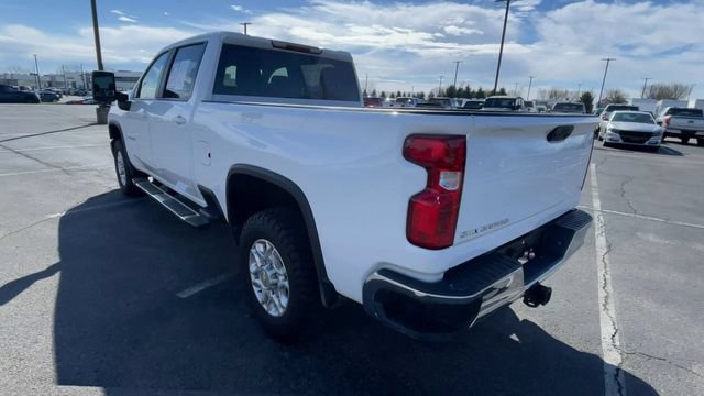 Used 2024 Chevrolet Silverado 2500 LT AWD/4WD image 8