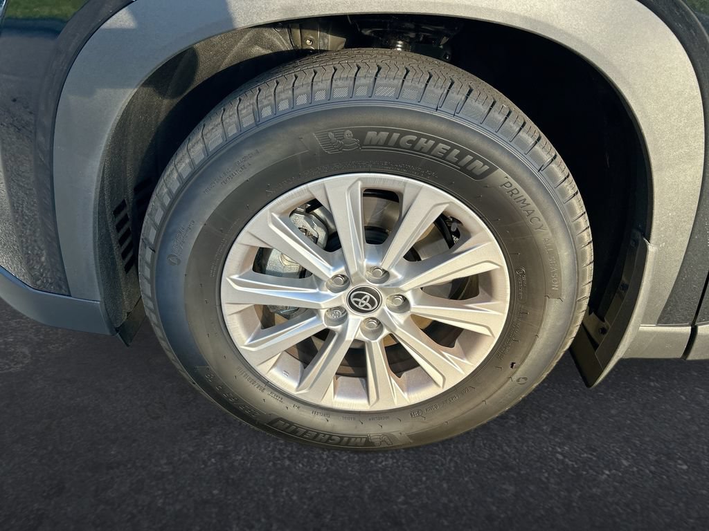 Certified 2026 Toyota Grand Highlander FWD image 10