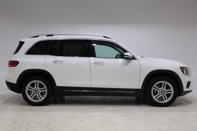 Used 2022 Mercedes-Benz GLB 250 4MATIC image 34