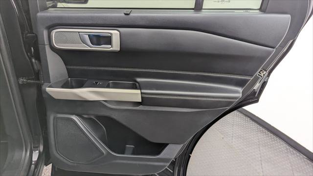 Used 2022 Ford Explorer Limited AWD/4WD image 23