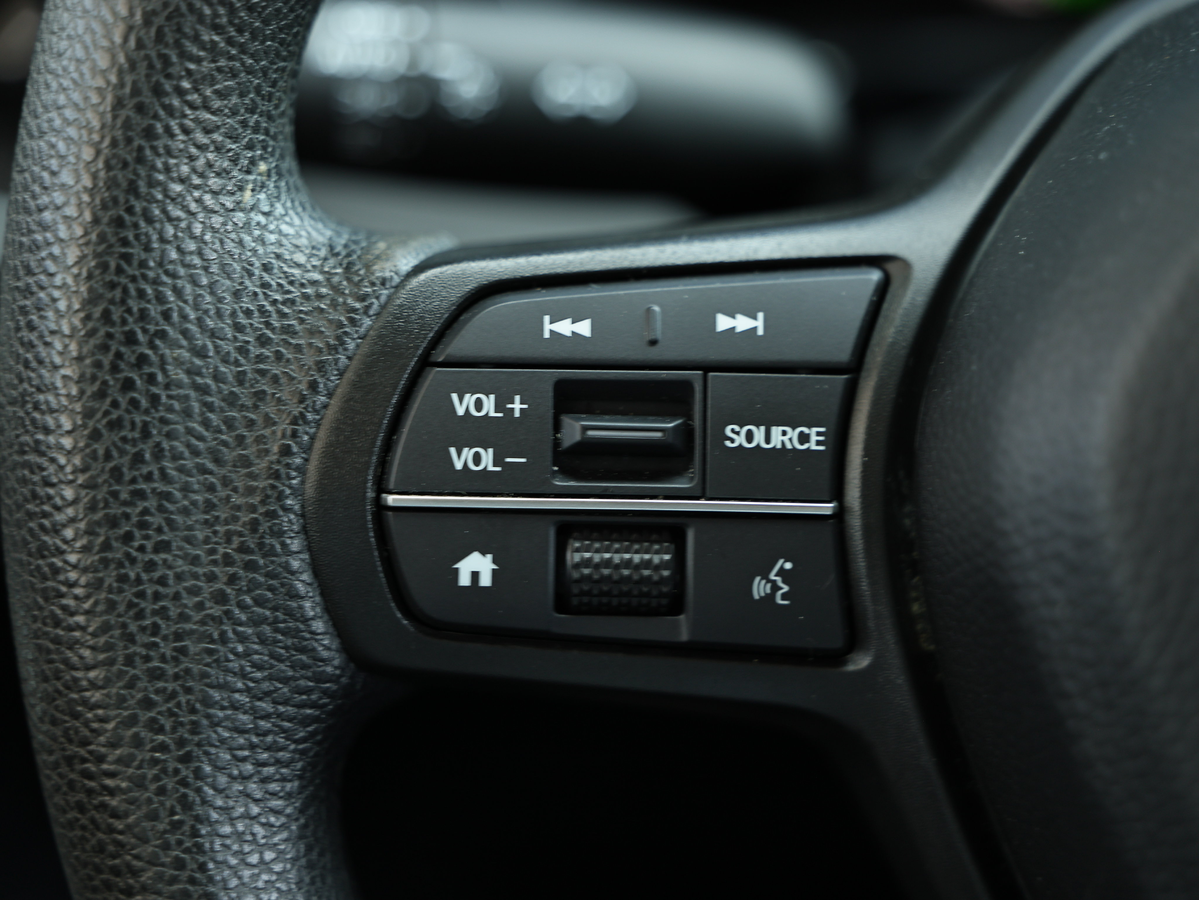 Used 2025 Honda CR-V EX image 35