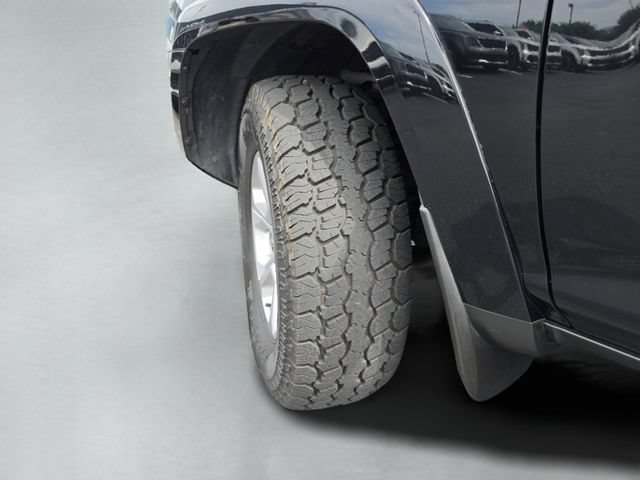 Used 2022 Toyota 4Runner SR5 AWD/4WD image 43