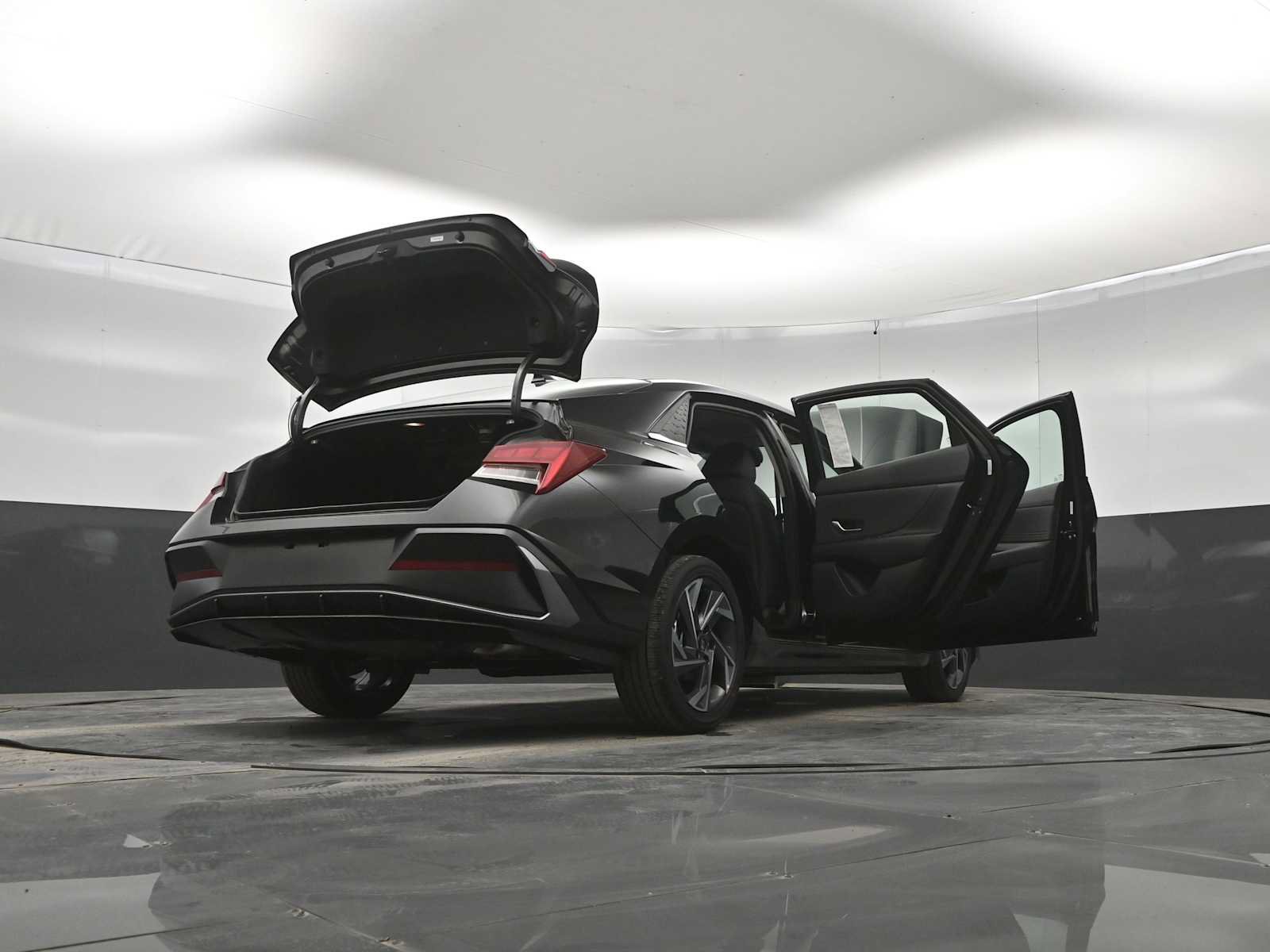 New 2026 Hyundai Elantra Limited FWD image 47