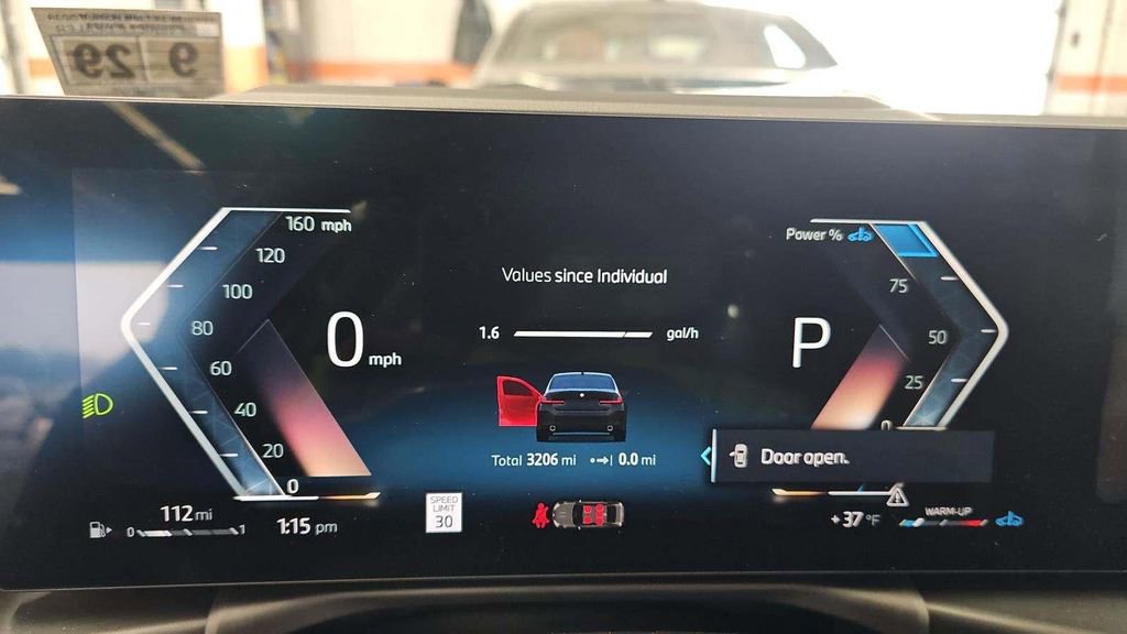 Used 2025 BMW 330i xDrive Sedan w/ Premium Package image 17