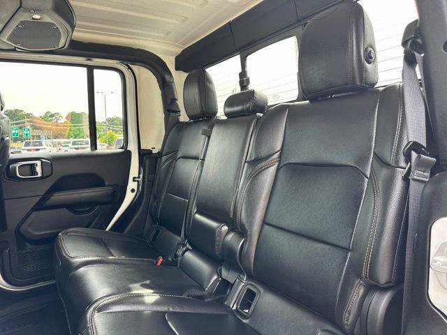 Certified 2025 Jeep Gladiator Overland AWD/4WD image 29
