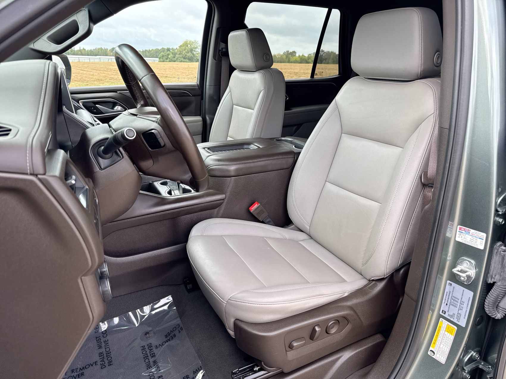 Used 2024 Chevrolet Tahoe LT RWD image 11