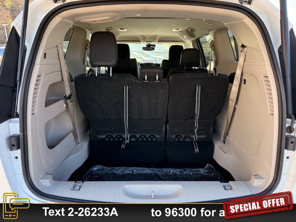 Used 2022 Chrysler Pacifica Touring-L image 25