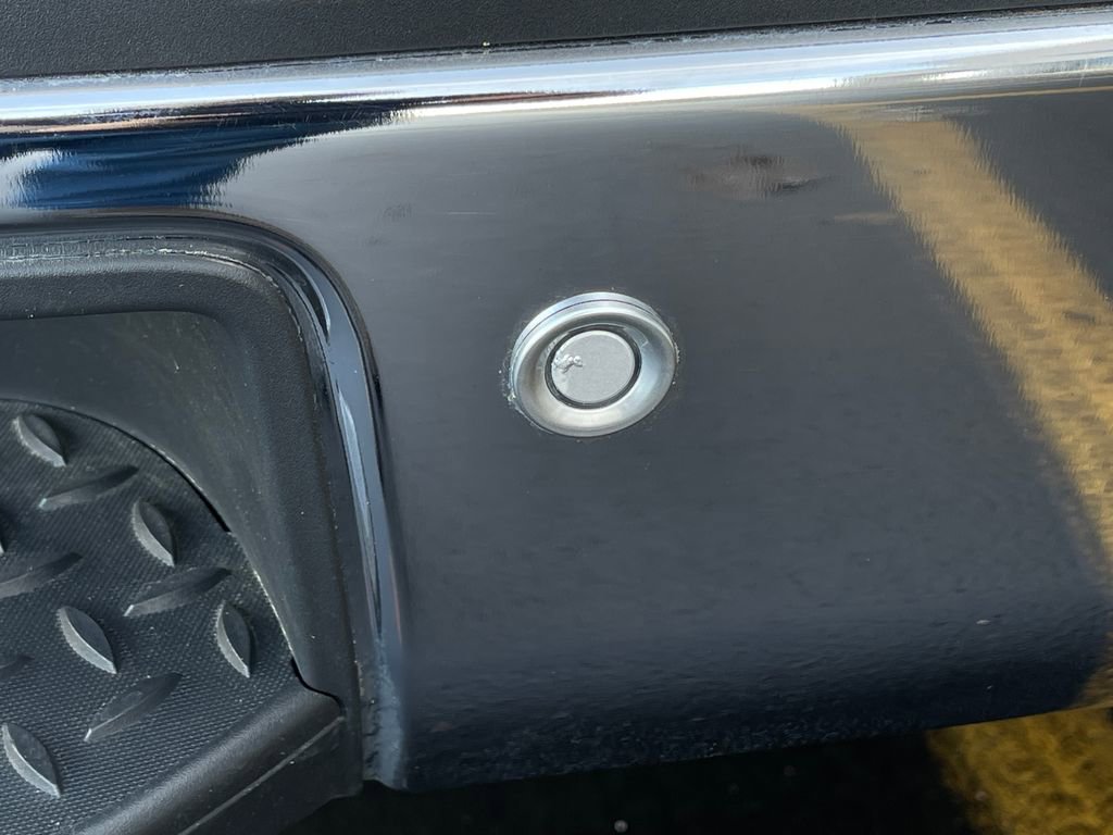 Used 2017 Chevrolet Silverado 2500 LTZ w/ LTZ Plus Package image 11