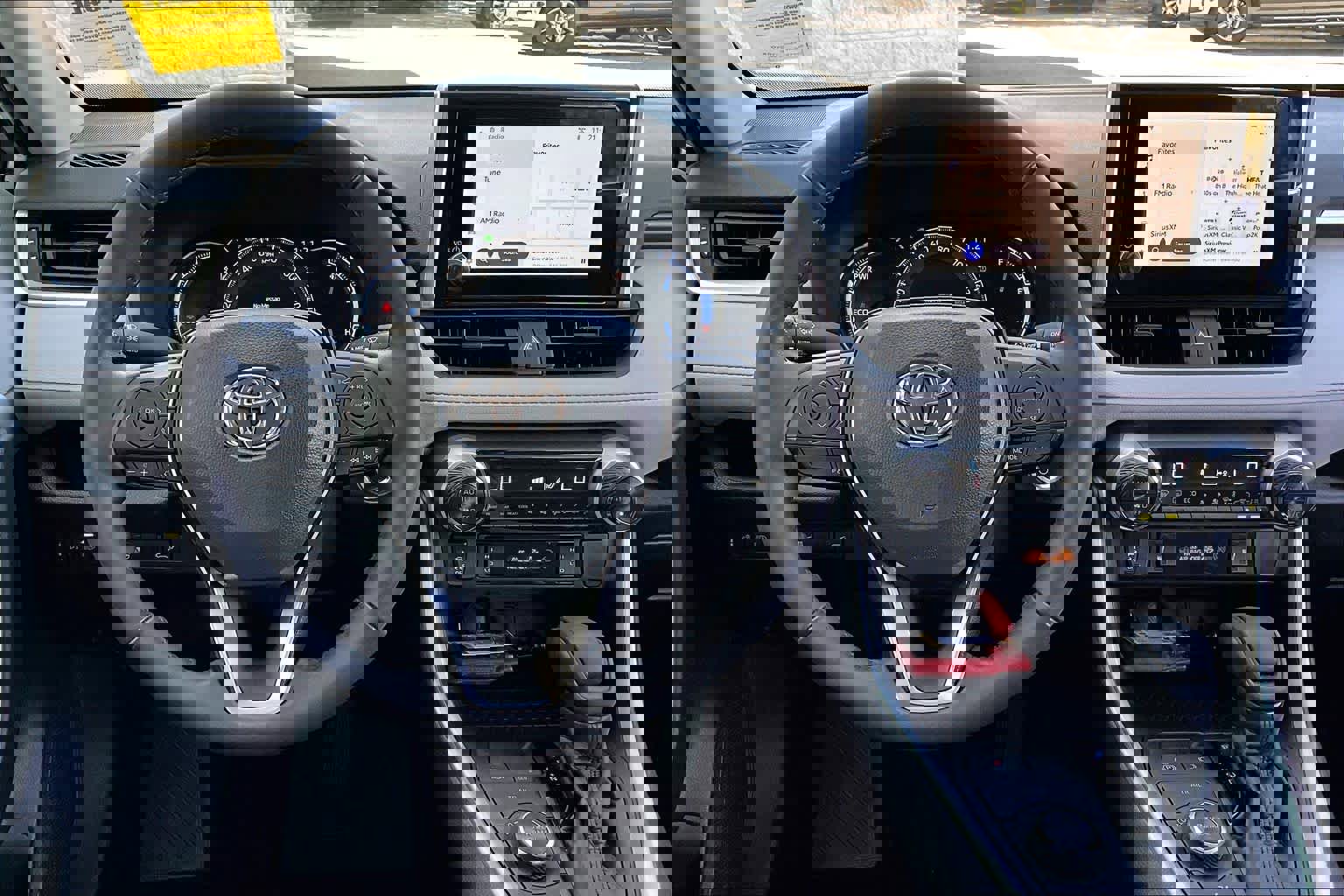 Used 2024 Toyota RAV4 XLE image 5