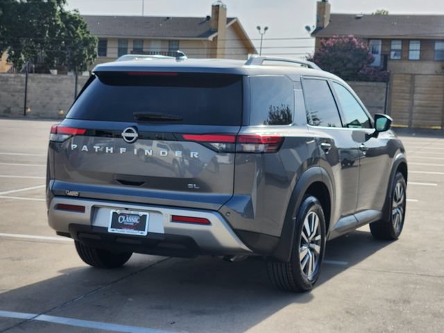 Used 2025 Nissan Pathfinder SL FWD image 15