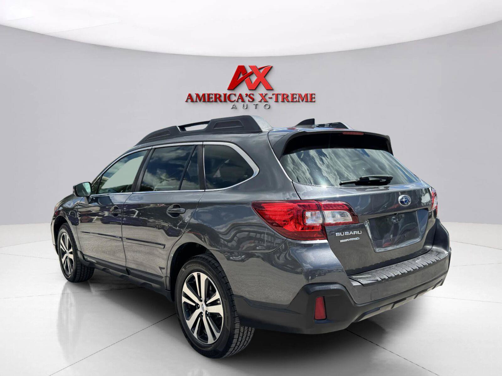 Used 2019 Subaru Outback 2.5i Limited AWD/4WD image 4