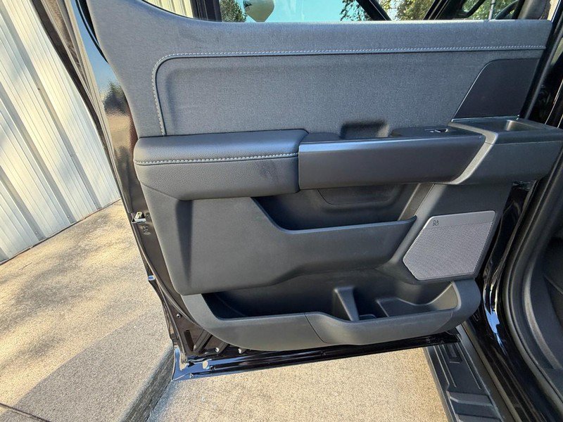Used 2025 Ford F150 Lariat AWD/4WD image 23