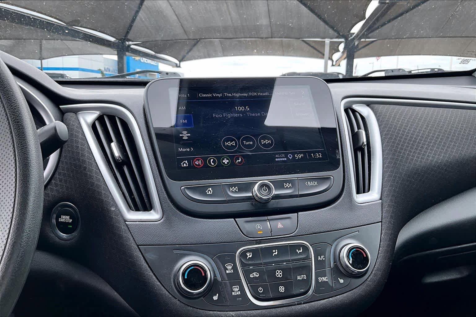 Used 2024 Chevrolet Malibu LT FWD image 29