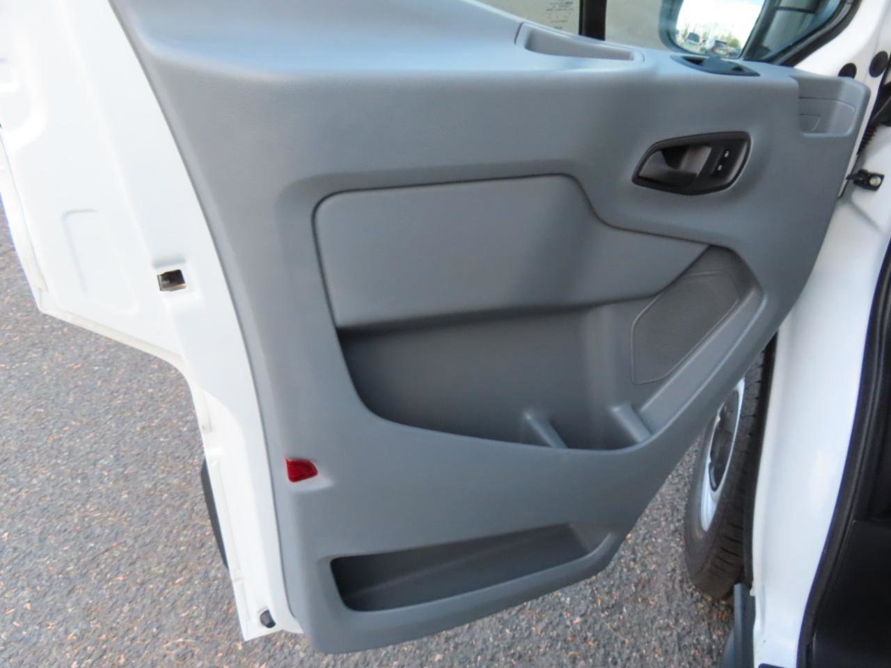 Used 2015 Ford Transit 150 130 Low Roof RWD image 6