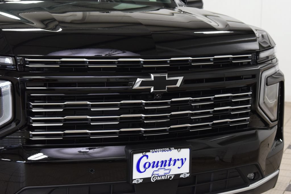 New 2026 Chevrolet Suburban High Country AWD/4WD image 11