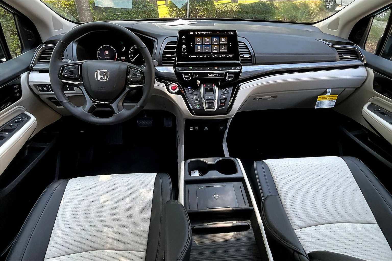 New 2026 Honda Odyssey Elite image 5