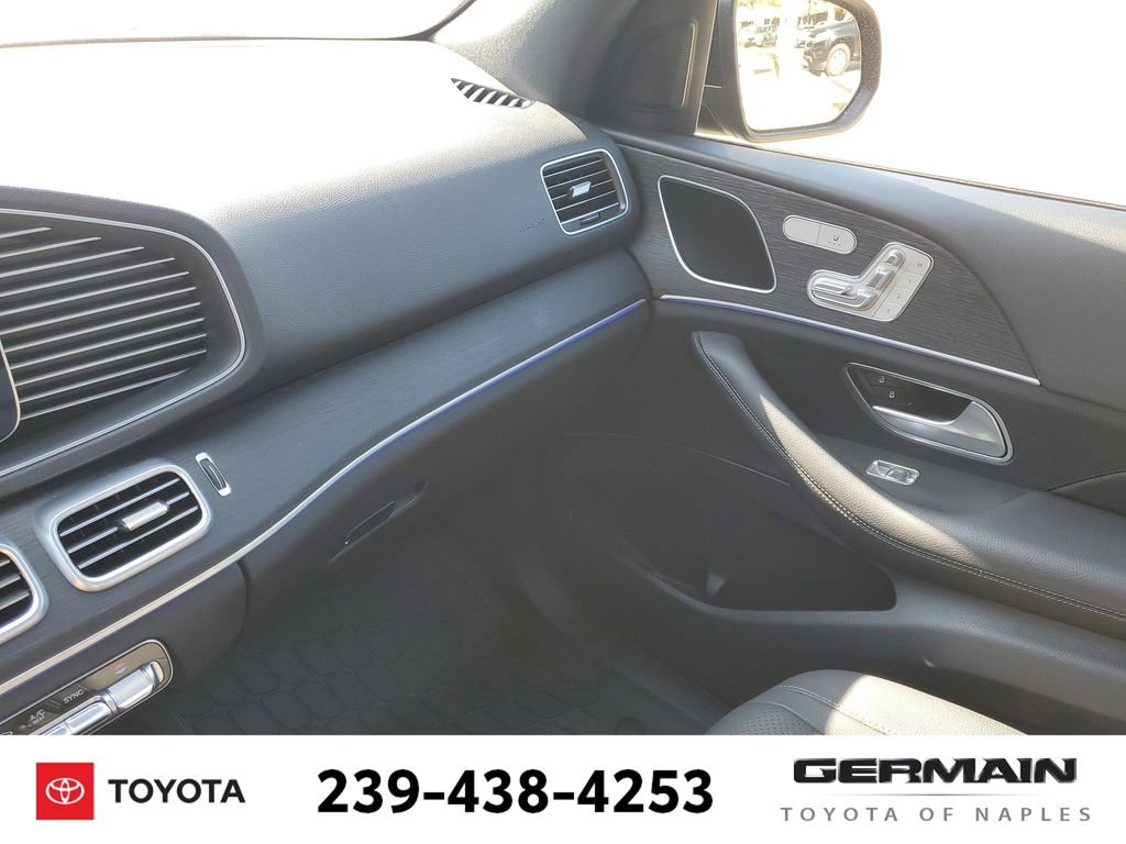 Used 2025 Mercedes-Benz GLE 450 4MATIC w/ AMG Line Exterior image 36