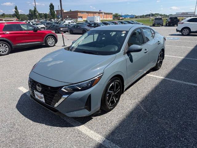 Used 2025 Nissan Sentra SV w/ All-Weather Package FWD image 4