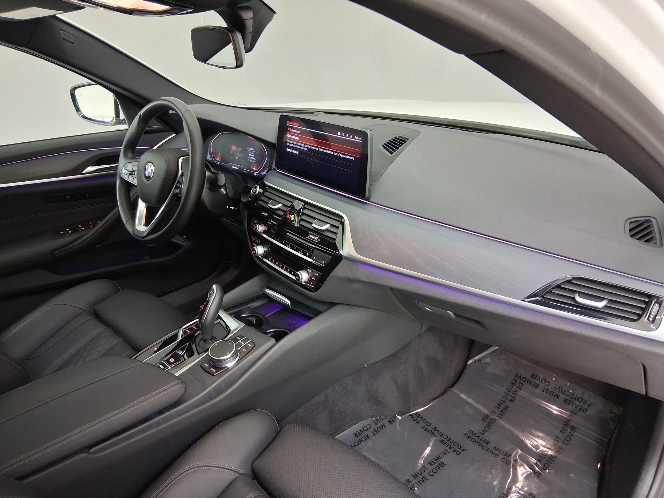 Certified 2023 BMW 530i w/ Premium Package RWD image 38