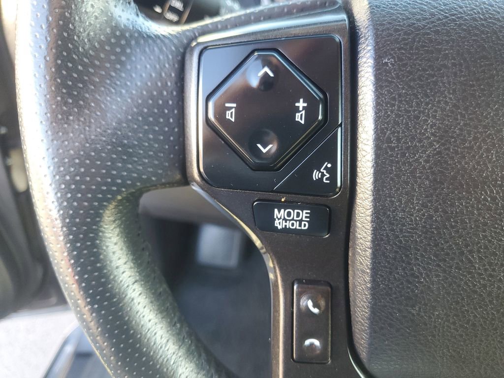 Used 2022 Toyota 4Runner TRD Off-Road Premium image 23