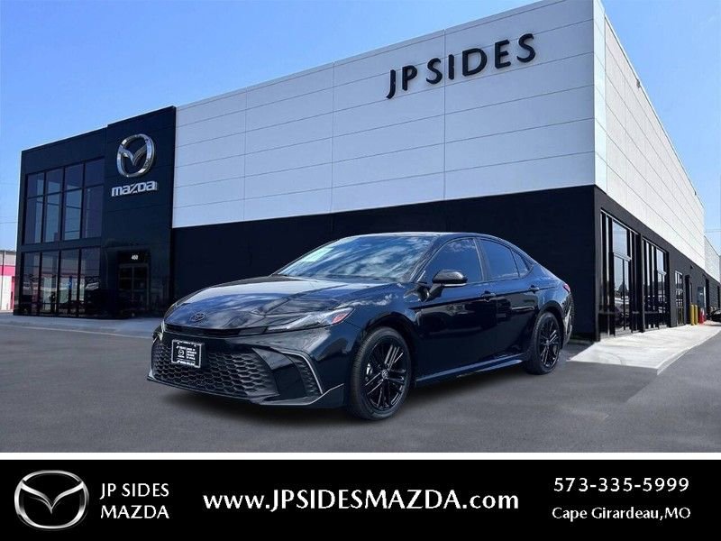 Used 2025 Toyota Camry SE
